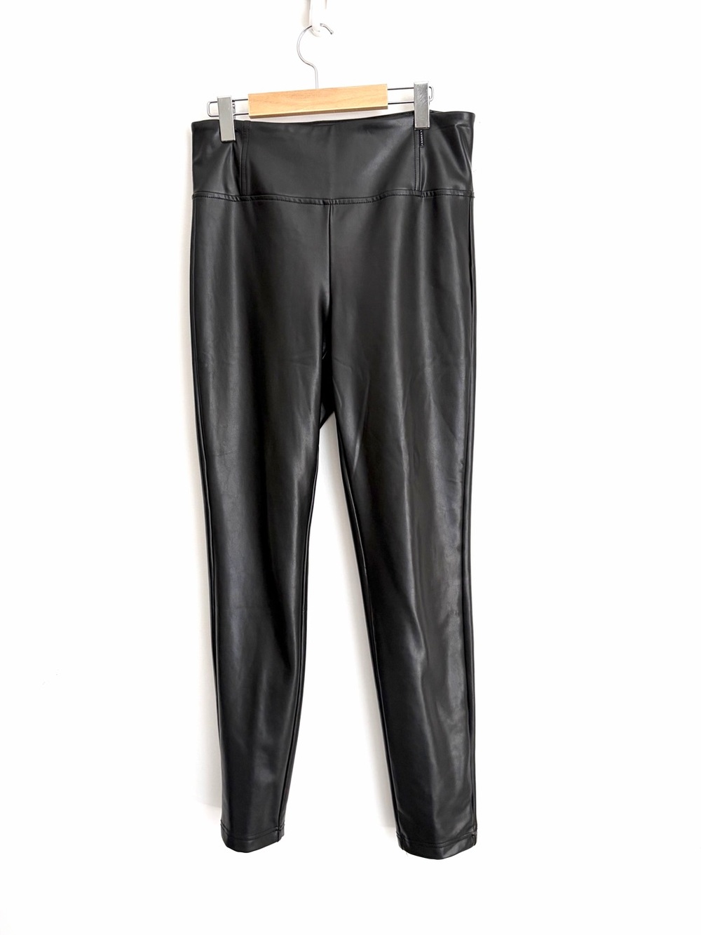 Laundry by Shelli Segal High Rise Faux Leather Leggings Bikercore M